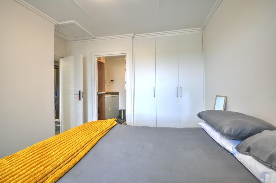 1 Bedroom Property for Sale in Hansmoeskraal A H Western Cape
